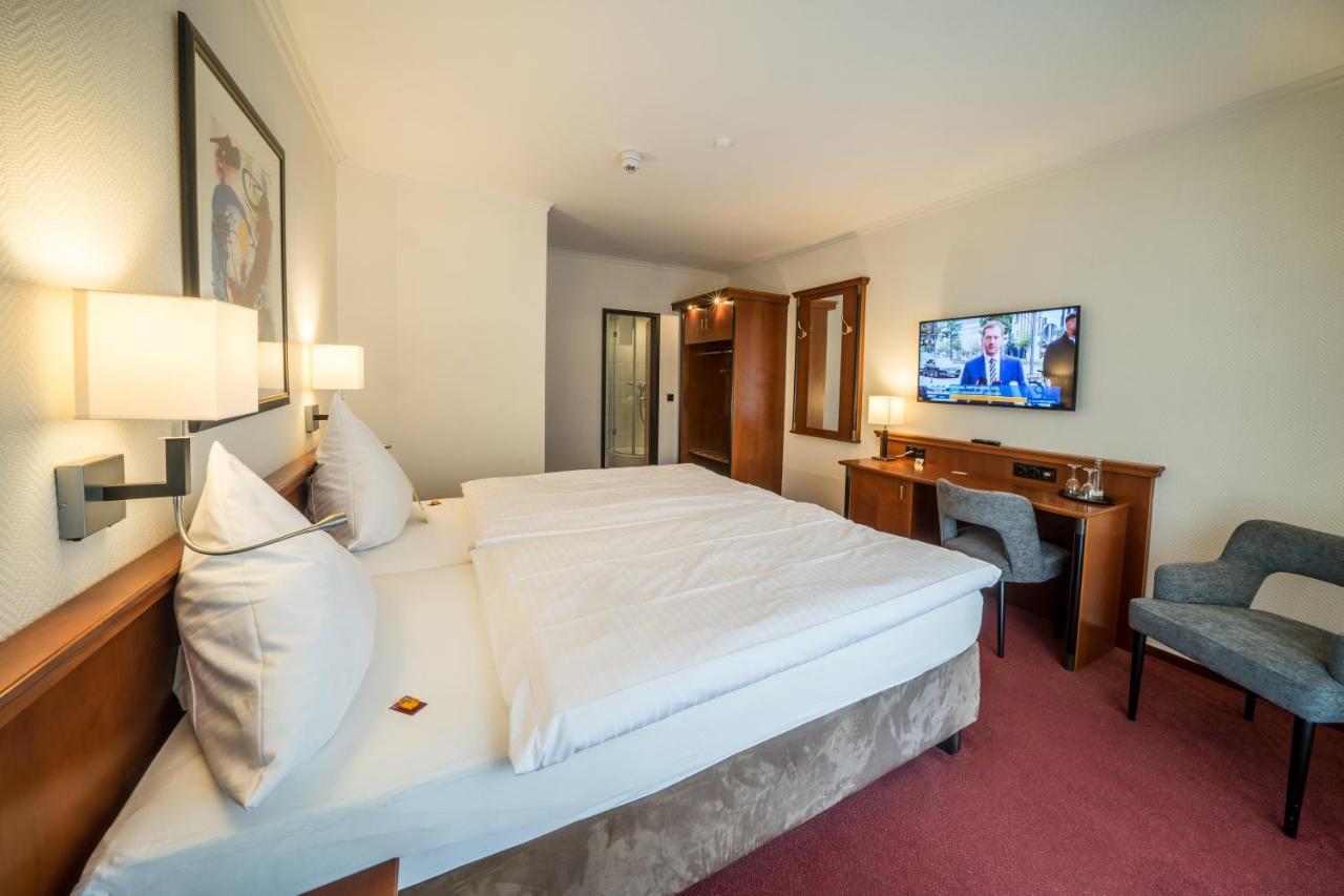 Hotel Meyerink เฟรเดน ภายนอก รูปภาพ